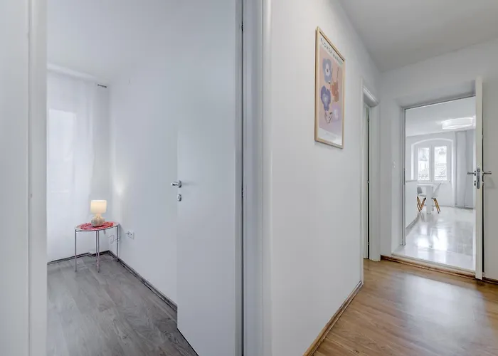 Heritage Carollini Two Floor *