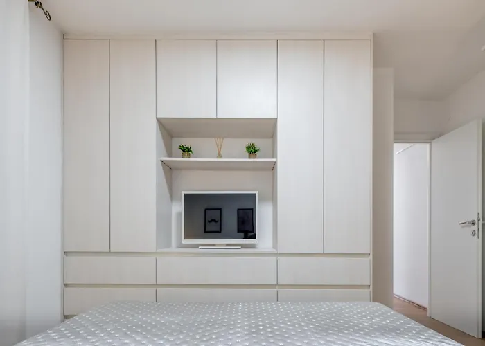 Heritage Carollini Two Floor Apartment *