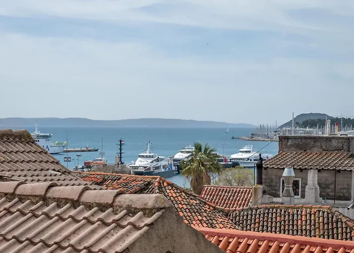 Heritage Carollini Two Floor