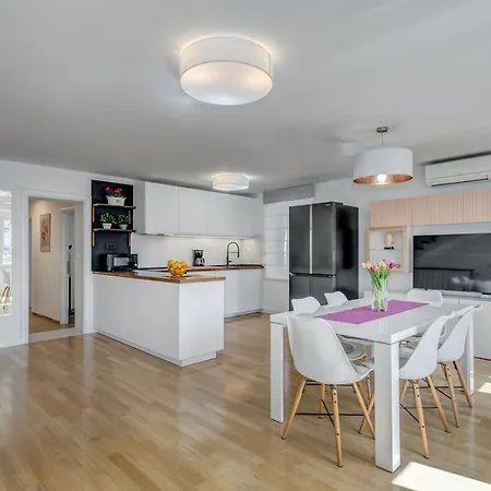 Heritage Carollini Two Floor Appartement *