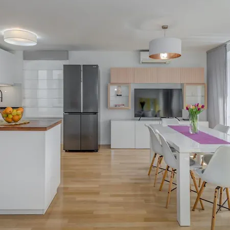 Heritage Carollini Two Floor Appartement