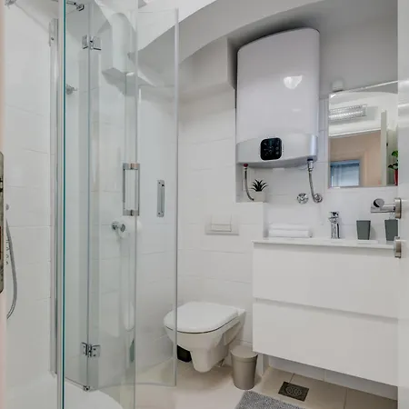 Heritage Carollini Two Floor *