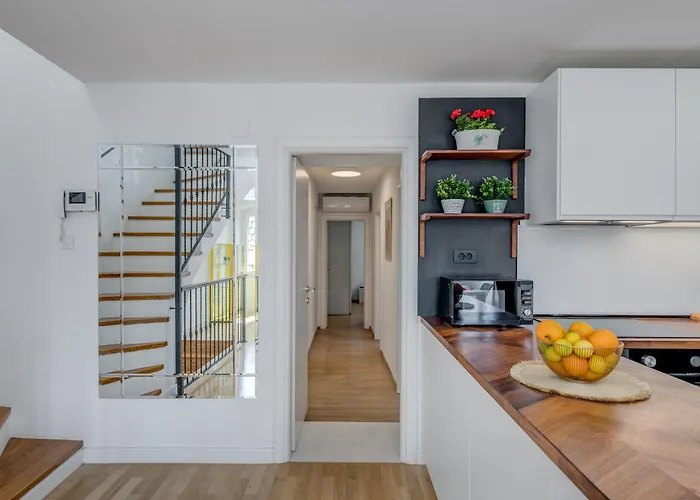 Heritage Carollini Two Floor 아파트 스플리트