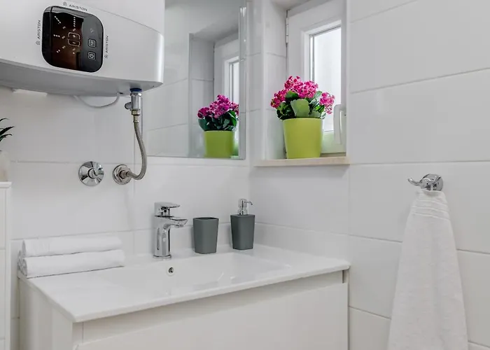 Heritage Carollini Two Floor 아파트 *