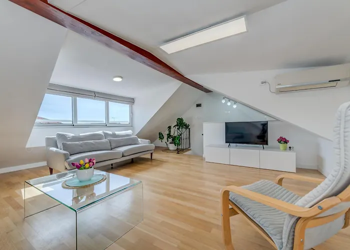 Heritage Carollini Two Floor 아파트